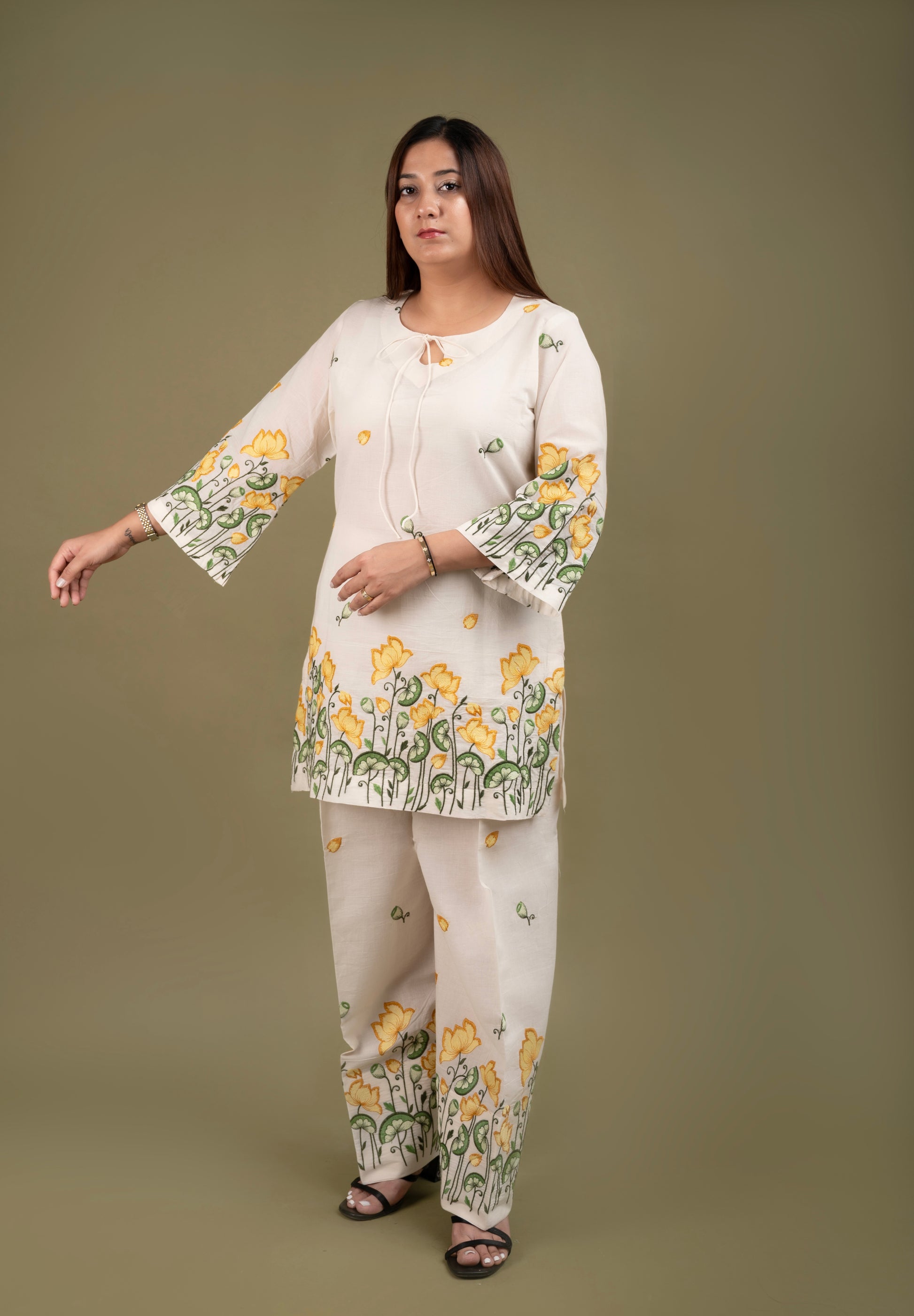 yellow flower Embroidered set