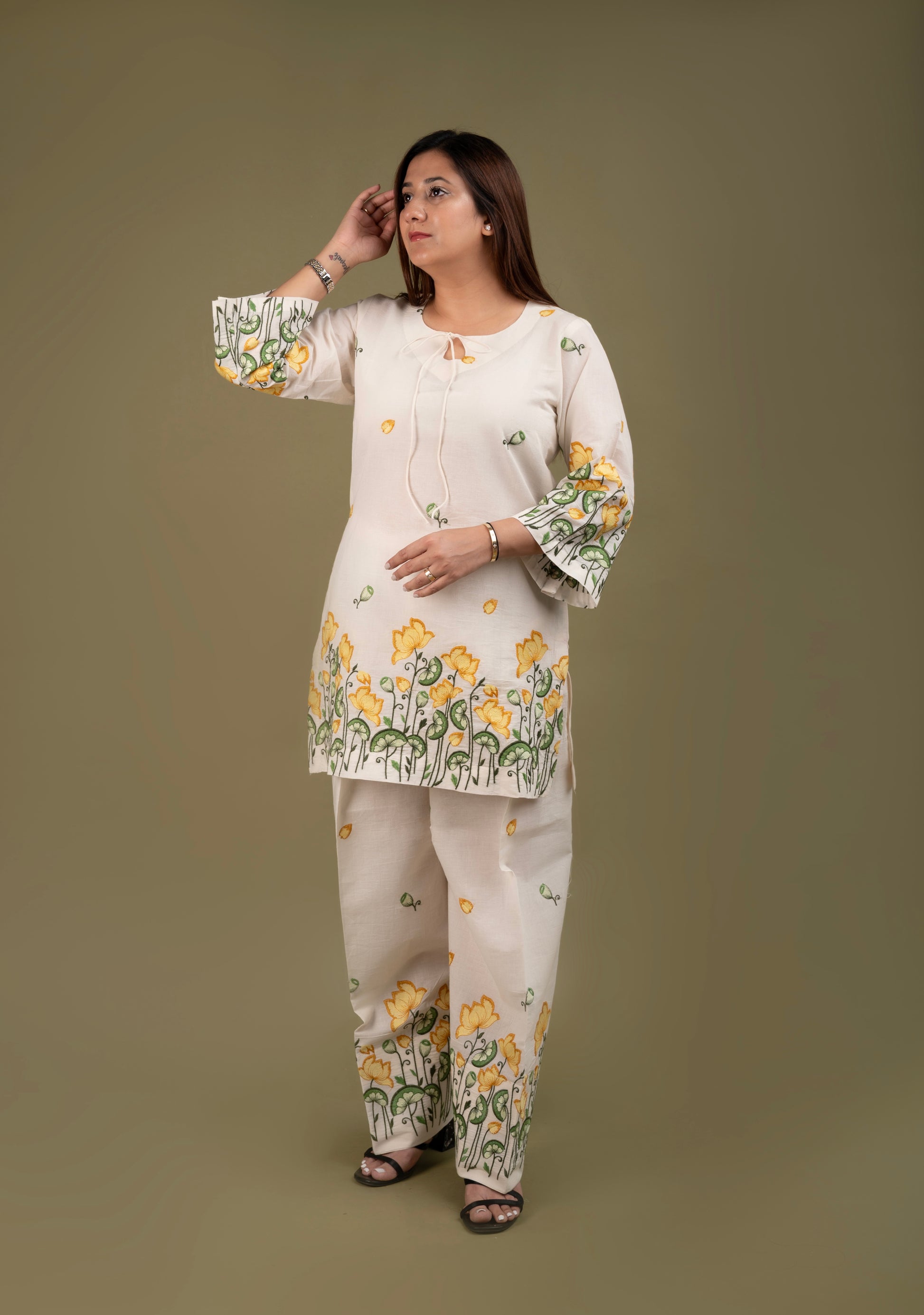 yellow flower Embroidered set